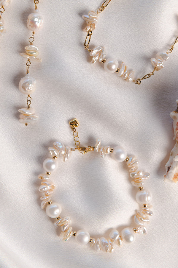 Freshwater and Cultured Pearl Bracelet